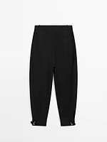 Pantalon bouffant avec boucle dans le bas