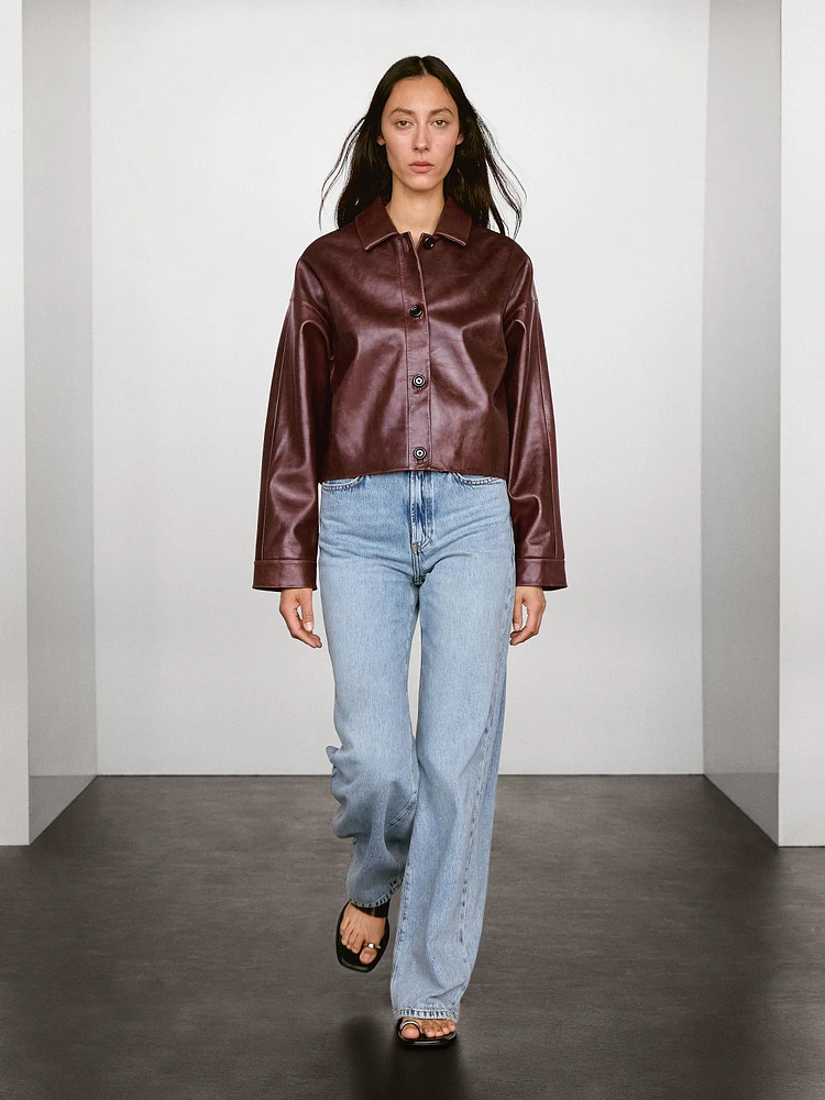 Veste courte brillante en cuir nappa
