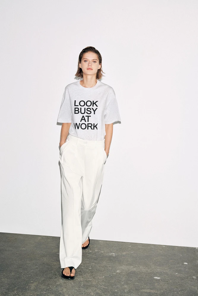 OVERSIZE TEXT T-SHIRT