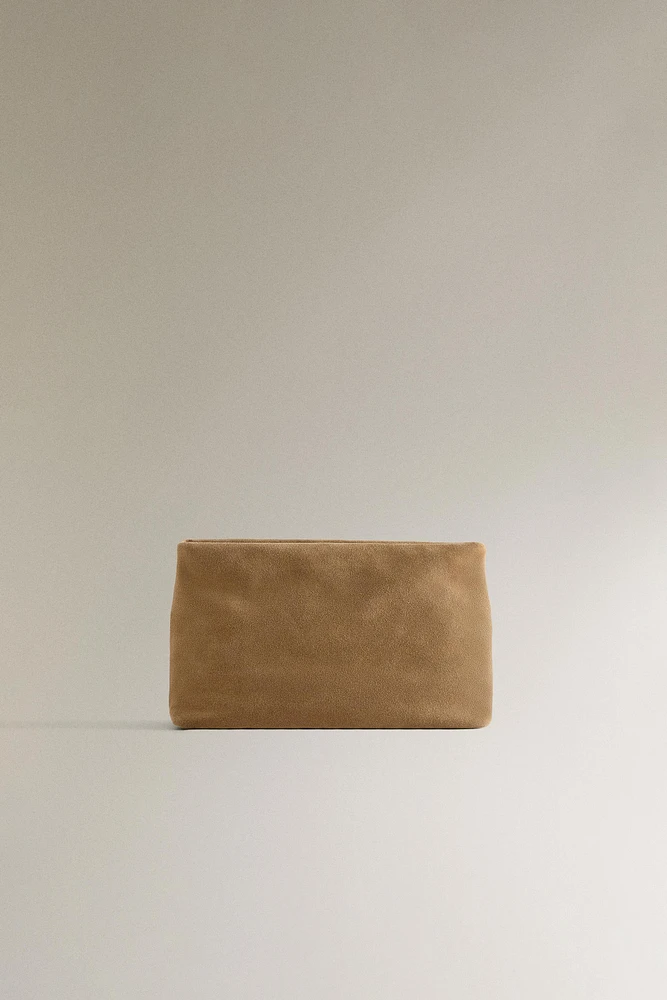 TROUSSE DE TOILETTE CROÛTE DE CUIR FORMAT MOYEN