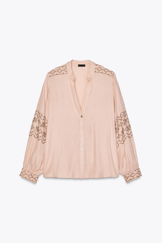 BLOUSE BRODÉE