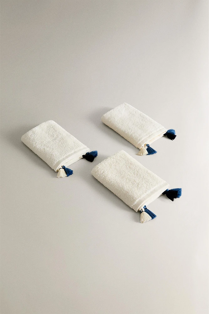 PACK OF HAND TOWELS WITH TASSELS (PACK 3)