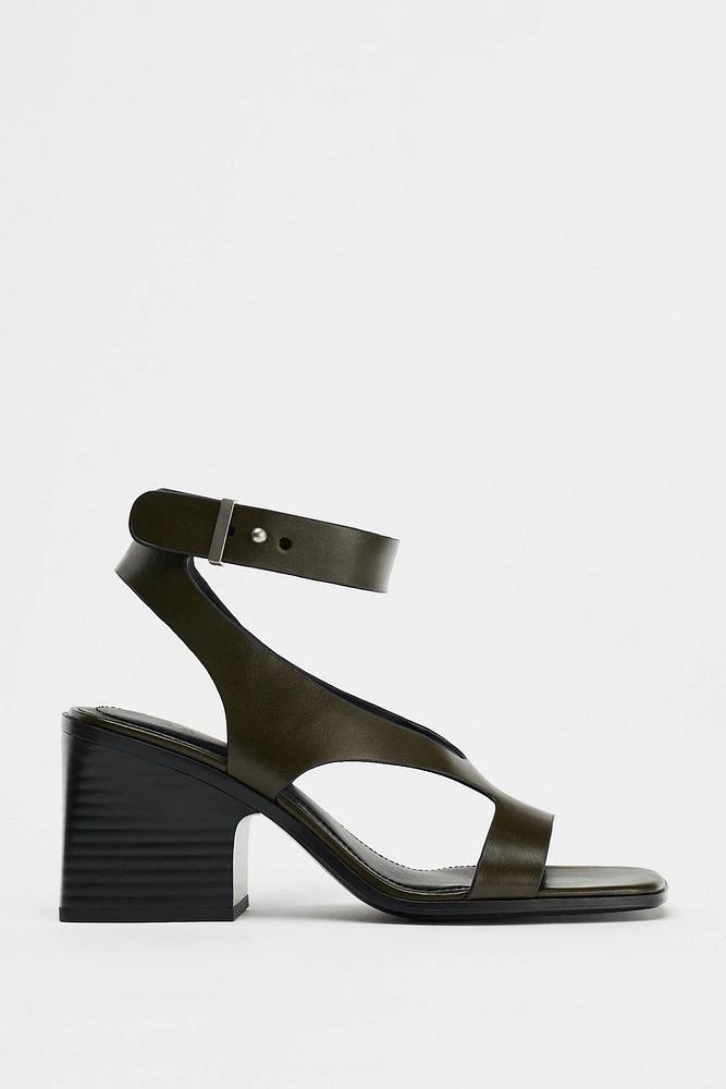 HEELED SANDALS