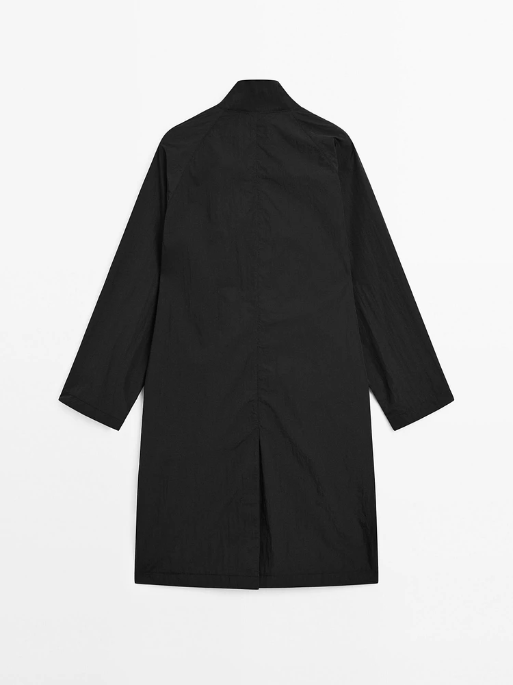 Flowing water-repellent fabric trench coat