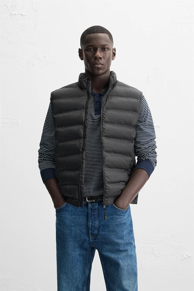 LIGHTWEIGHT PADDED VEST