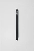 THE GLASS NAIL FILE