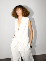 Linen blend waistcoat with tuxedo collar