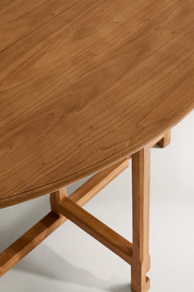 TABLE OVALE PLIABLE