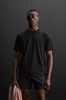 RELAXED FIT TRAINING T-SHIRT