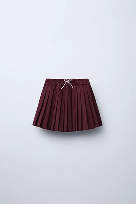 BOX PLEAT SKIRT