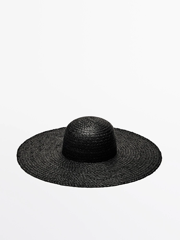 Raffia floppy hat