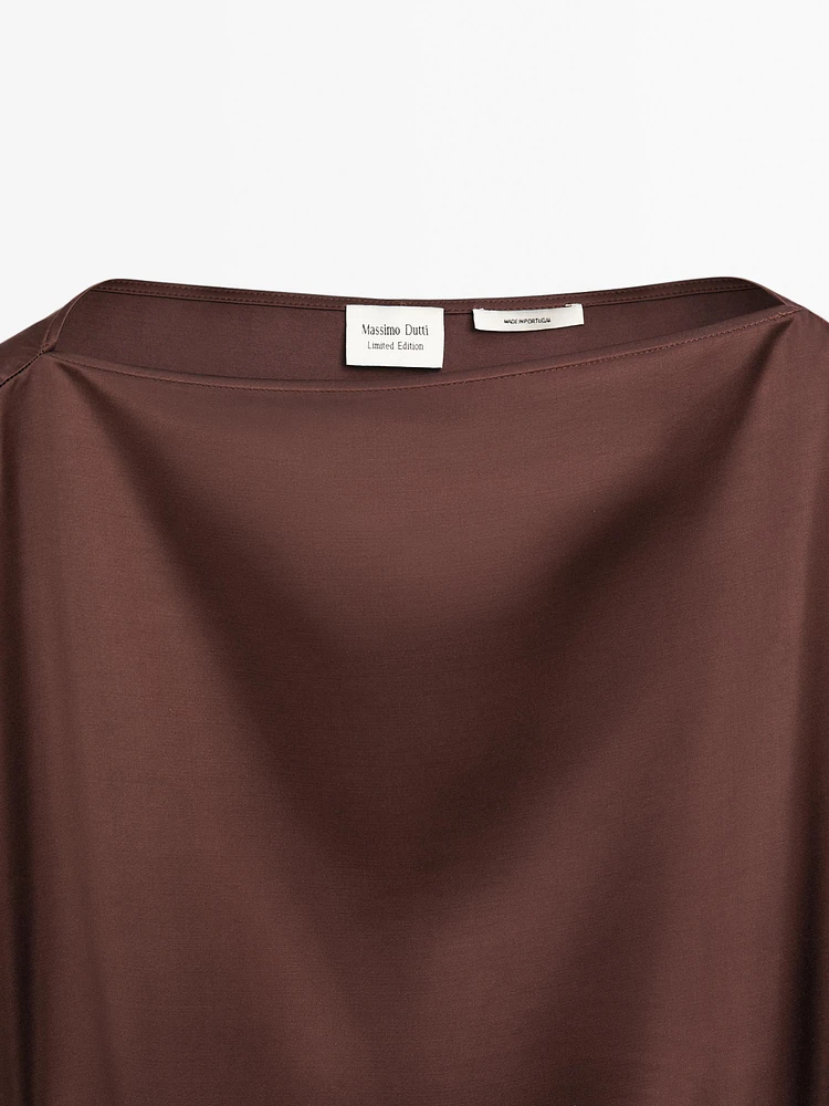 Robe satinée avec ceinture - Limited Edition