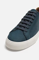 BASIC SNEAKER