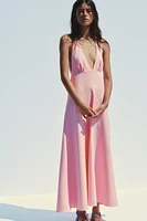 ROBE MI-LONGUE AVEC ENCOLURE AMÉRICAINE