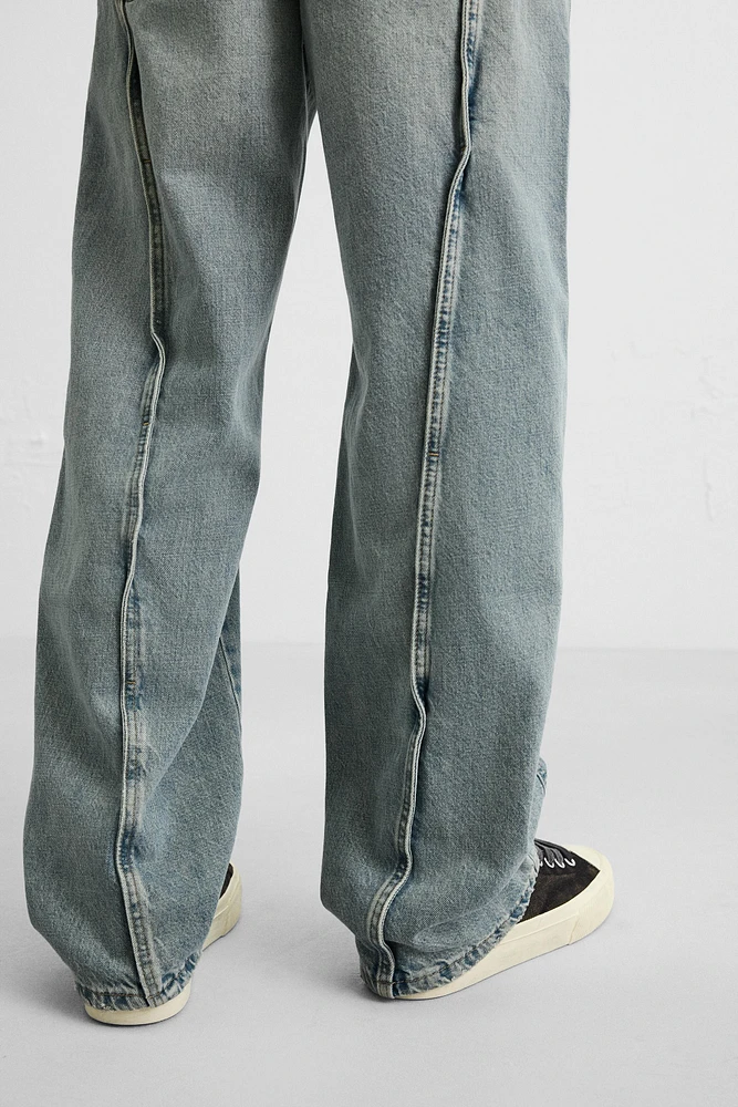 JEAN BAGGY À COUTURES