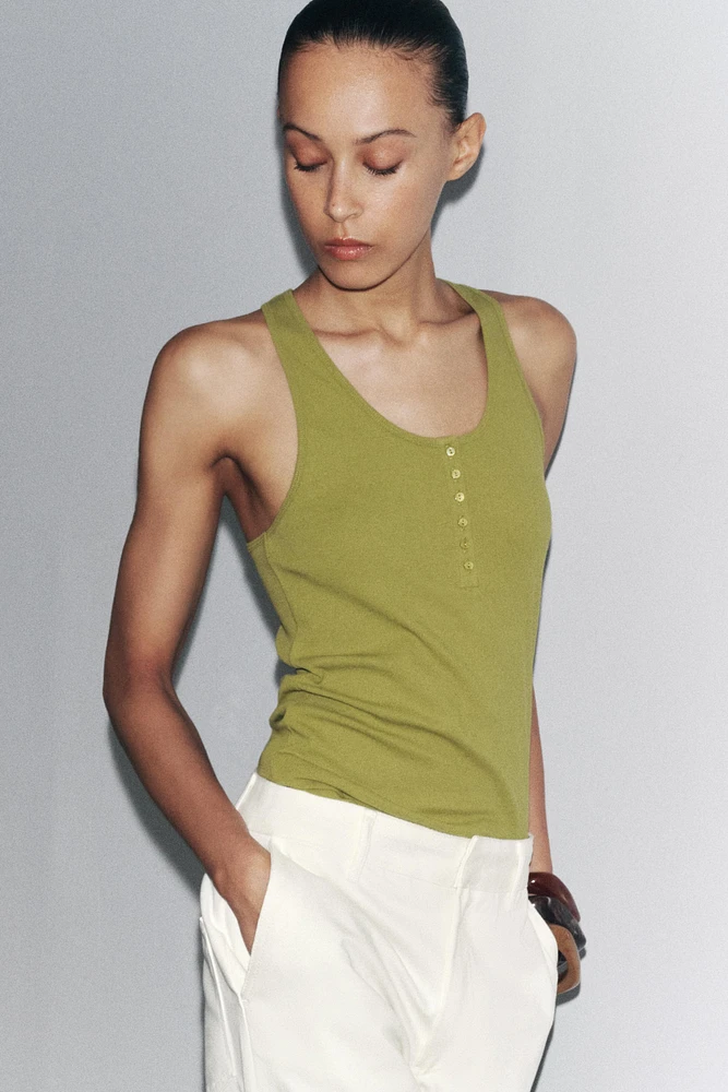 TOP EN COTON BOUTONNÉ