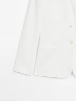 100% linen blazer with lapel detail
