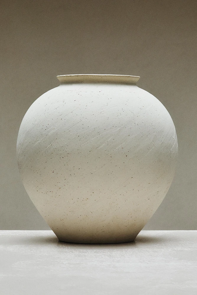 VASE CÉRAMIQUE TEXTURÉE