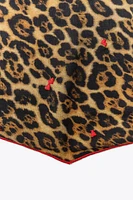 ANIMAL PRINT BANDANA WITH HEART EMBROIDERY