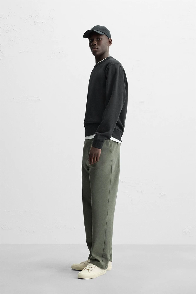 HEAVYWEIGHT CREW NECK SWEATSHIRT