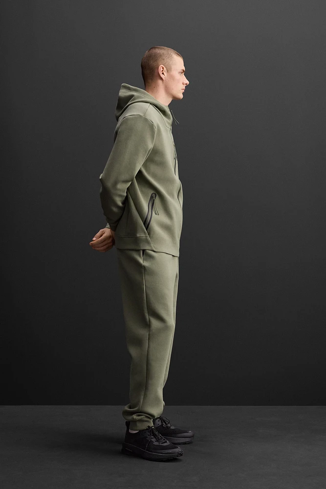 PANTALON DE JOGGING TECHNIQUE À ZIPS