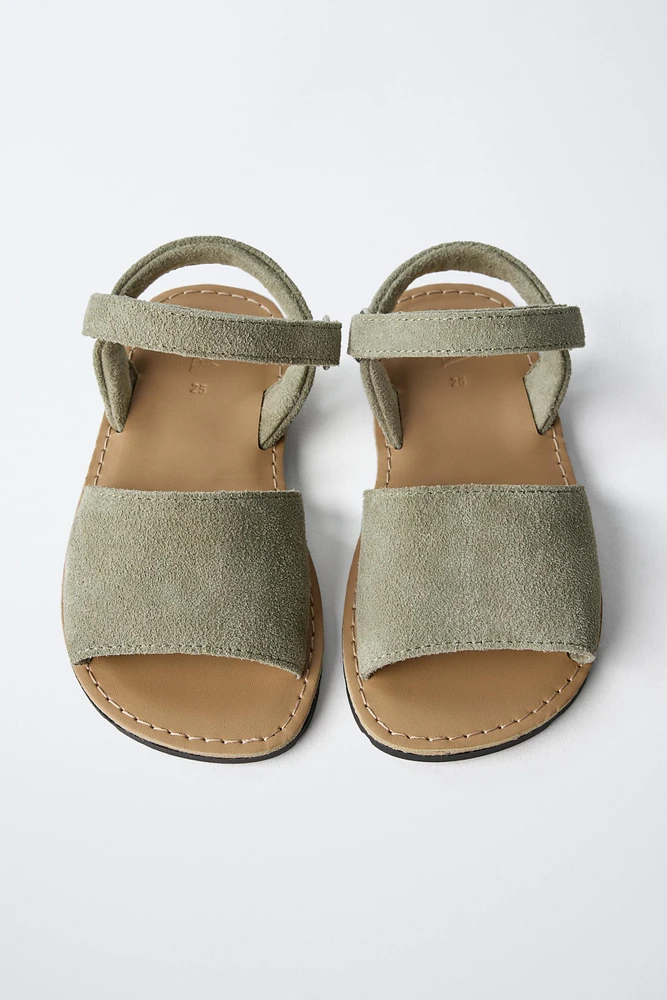 LEATHER SANDALS