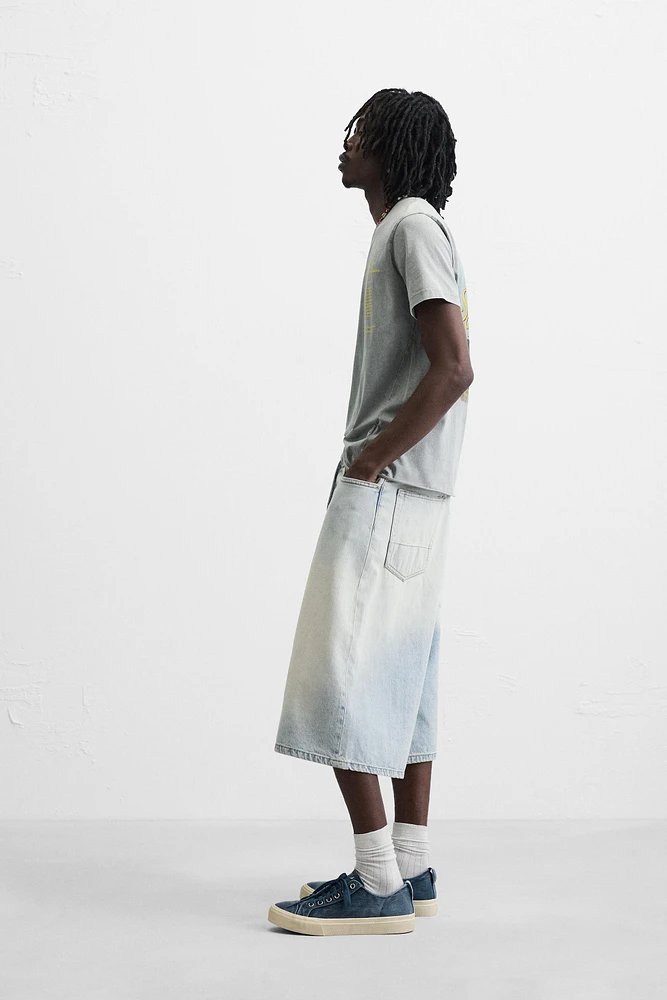 T-SHIRT IMPRIMÉ EN MATIÈRES VARIÉES