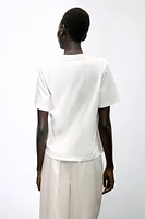 RUFFLE T-SHIRT