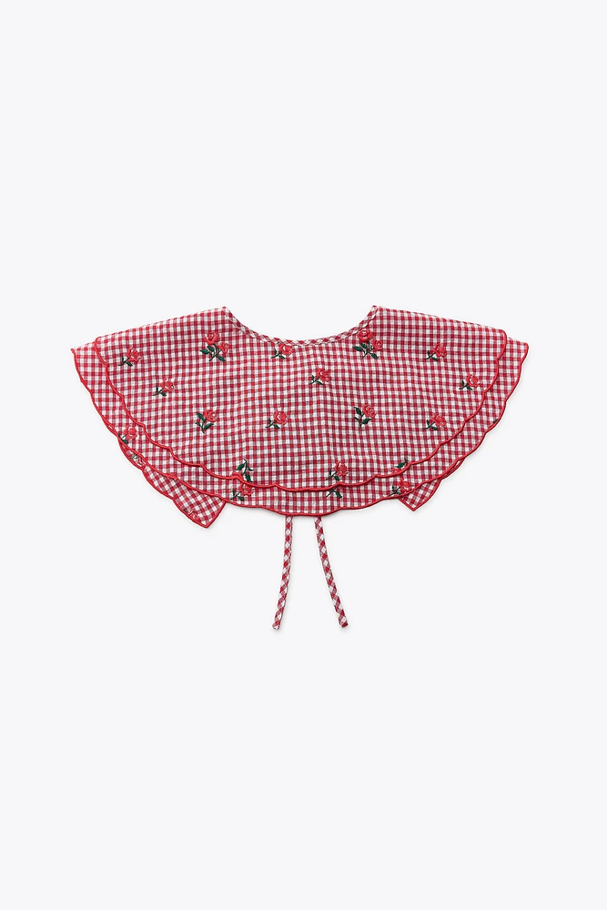 GINGHAM EMBROIDERED COLLAR
