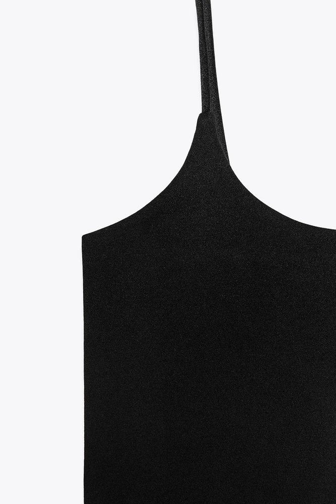 SEAMLESS CROP TOP
