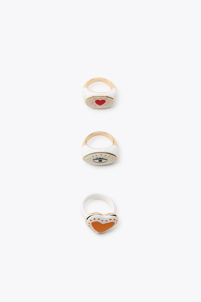 3-PACK OF HEART-SHAPED RINGS