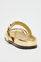METALLIC EFFECT CROSSED STRAP SANDALS