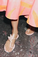 FLAT SANDALS WITH FLOWER