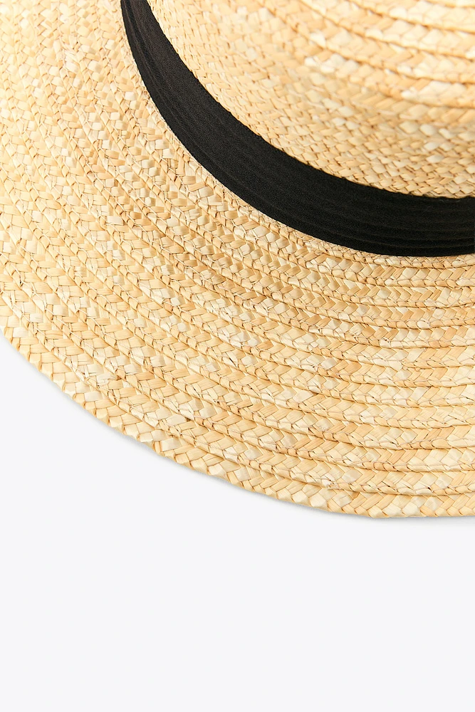 HAT WITH CONTRASTING BAND
