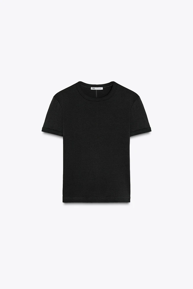 BACK SEAMED T-SHIRT