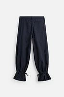 PANTALON EN COTON À EFFET PLISSÉ