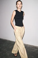STRETCH RIBBED TOP