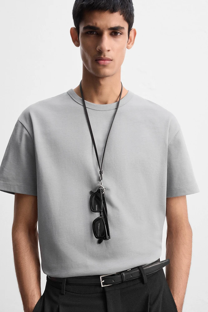 HEAVYWEIGHT T-SHIRT LIMITED EDITION