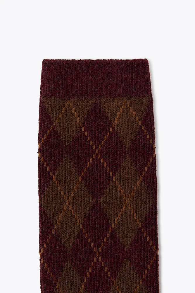 CHAUSSETTES À LOSANGES