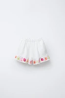 EMBROIDERED FLORAL SHORTS
