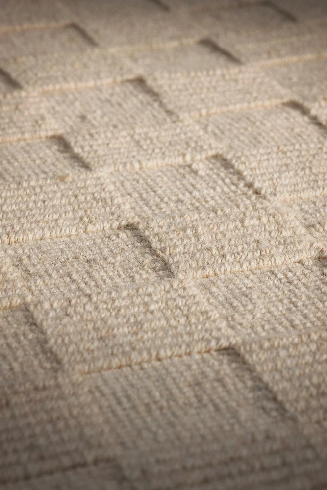RUG 01