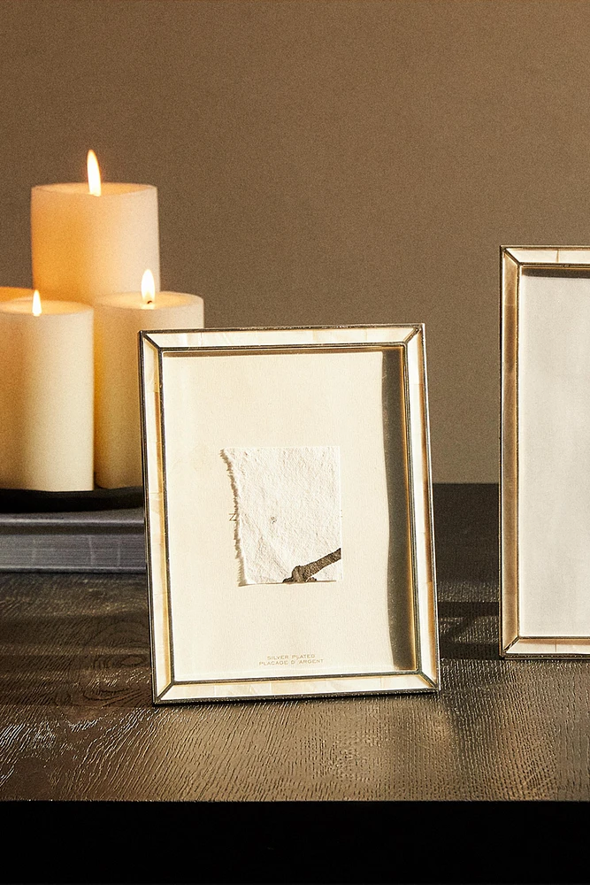 FINE-EDGE MOTHER-OF-PEARL PICTURE FRAME