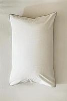 STRIPED PILLOWCASE