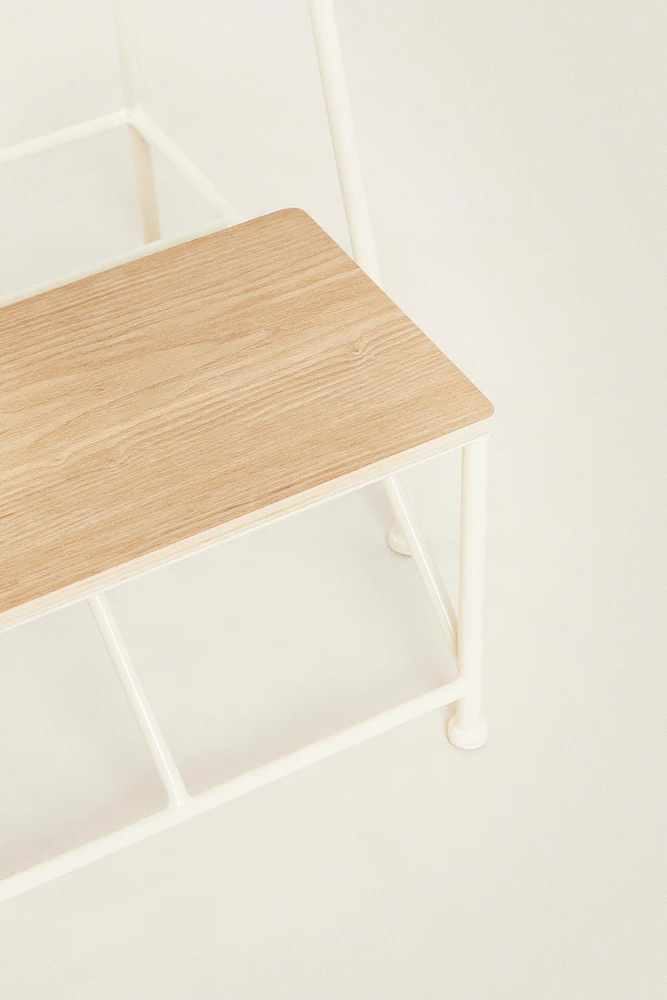 WOOD STOOL | LADDER