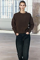 BASIC SOFT KNIT SWEATER