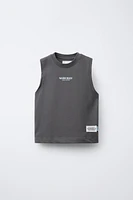 SLEEVELESS T-SHIRT AND TEXT BERMUDA SET