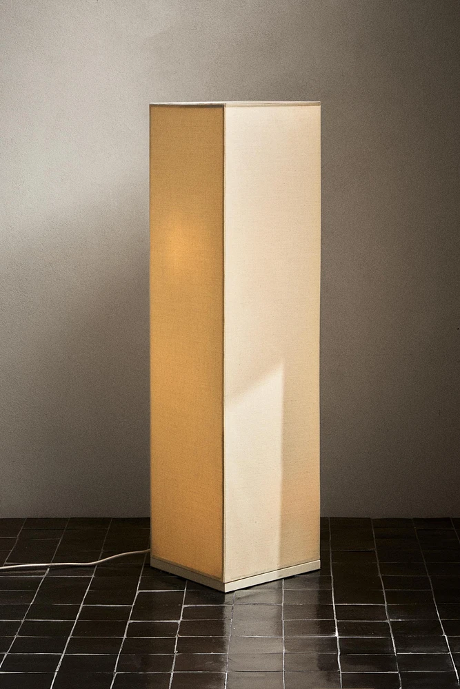 LAMPE CUBE PIED