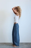 TRF LOW-RISE PLEATED JEANS