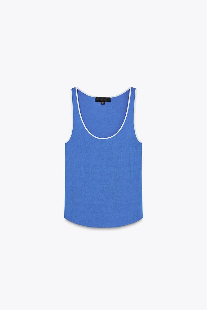 CONTRAST TRIM KNIT TOP