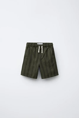 STRIPED PRINT SHORTS